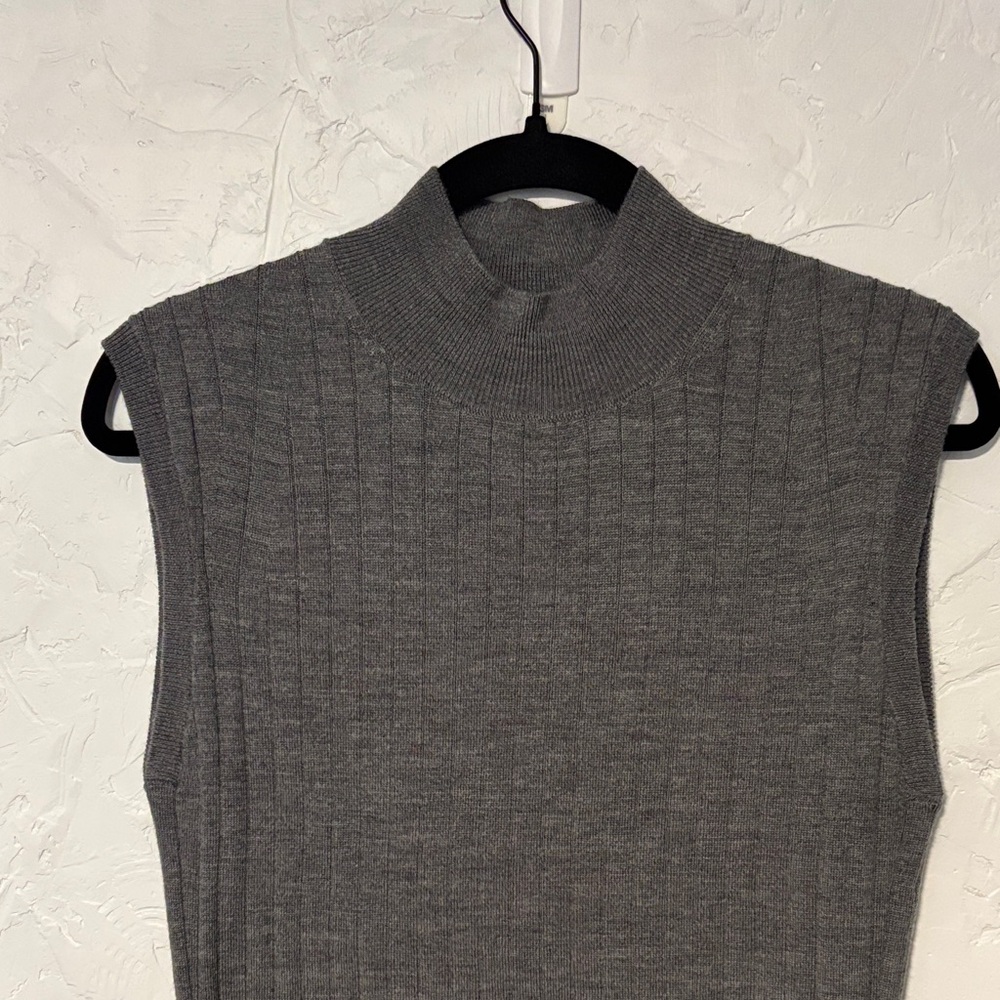 Banana Republic Mock neck sweater